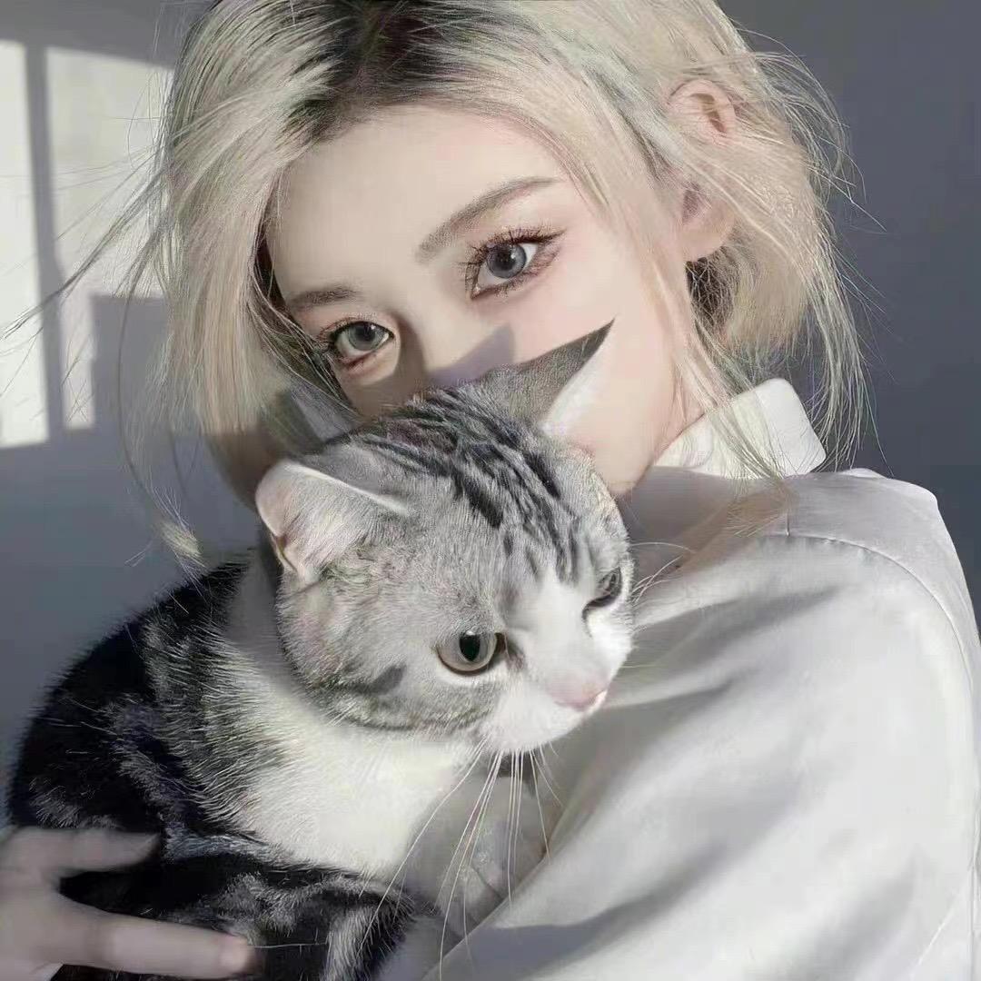 °ʚ左耳ɞ°
