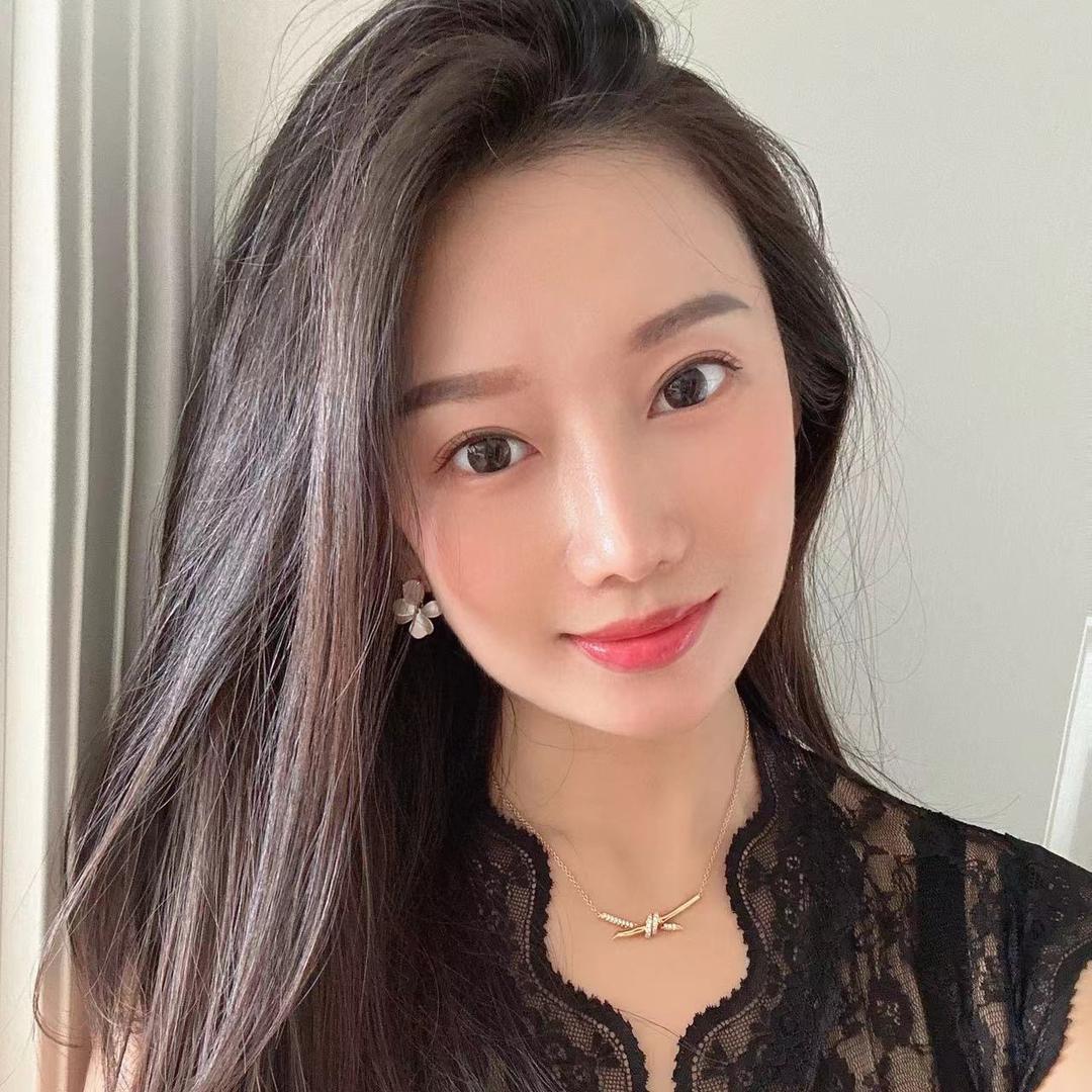 桃礼莹莹