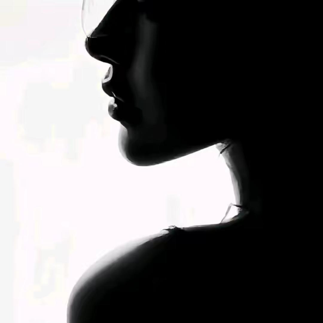 呓 梦