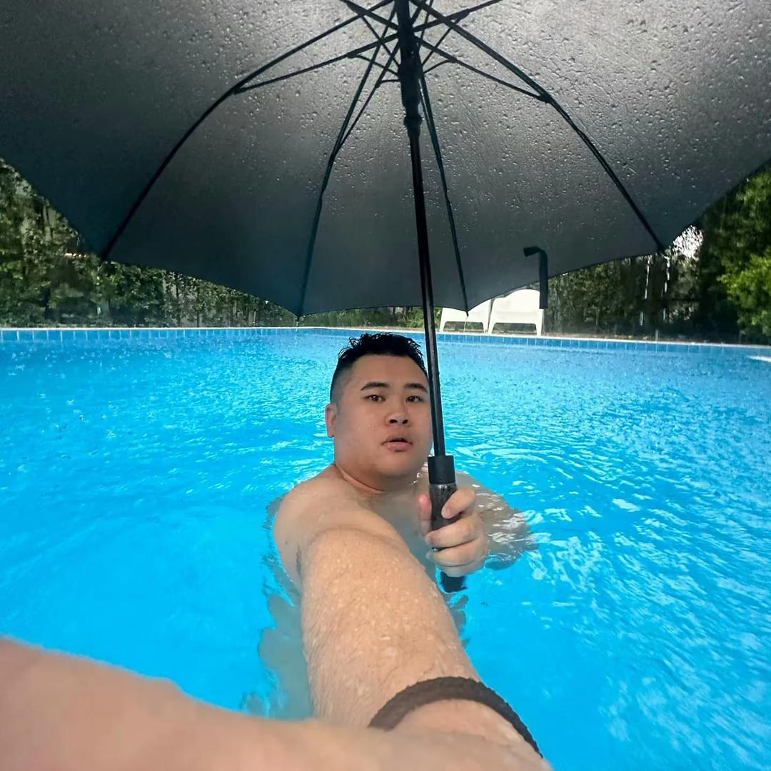 柏炎