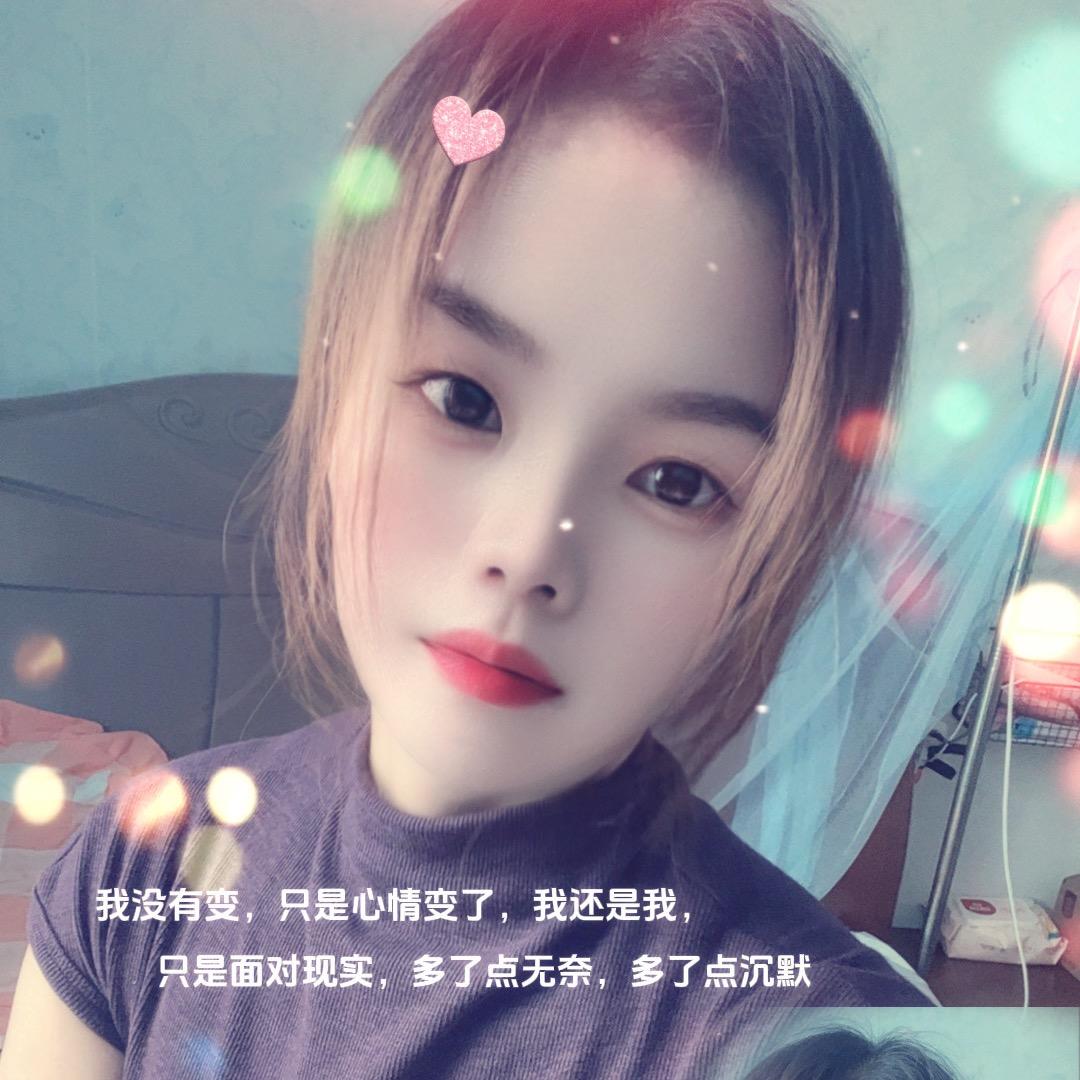 小何