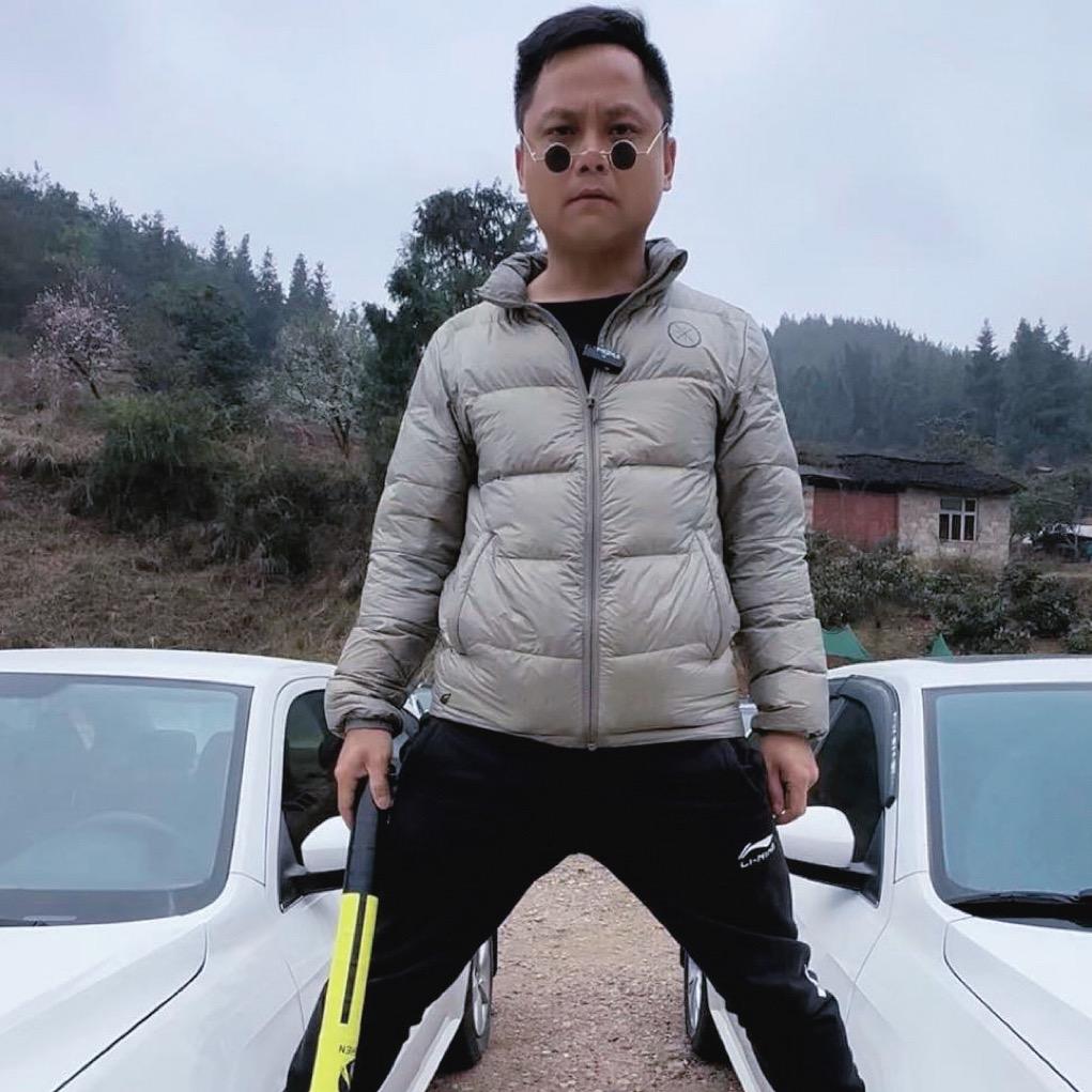 岑巩石头哥二手车
