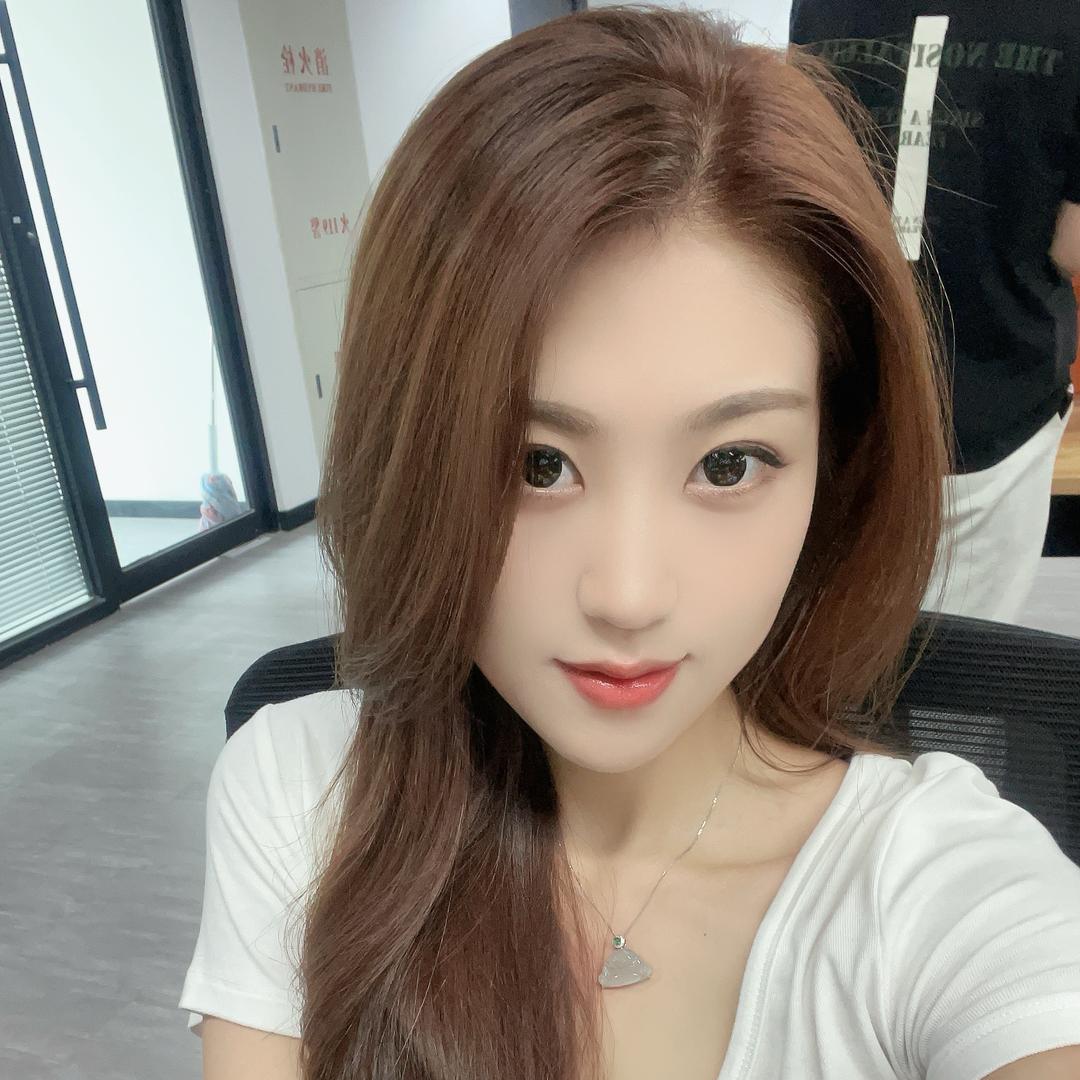 a小阿瑶⁹²¹¹