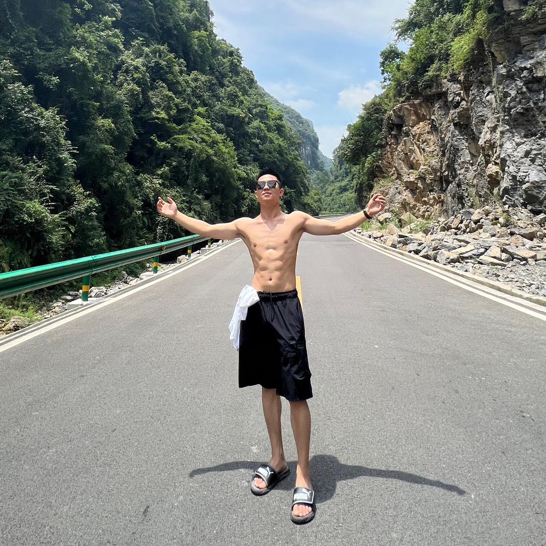 吃酒de小白羊