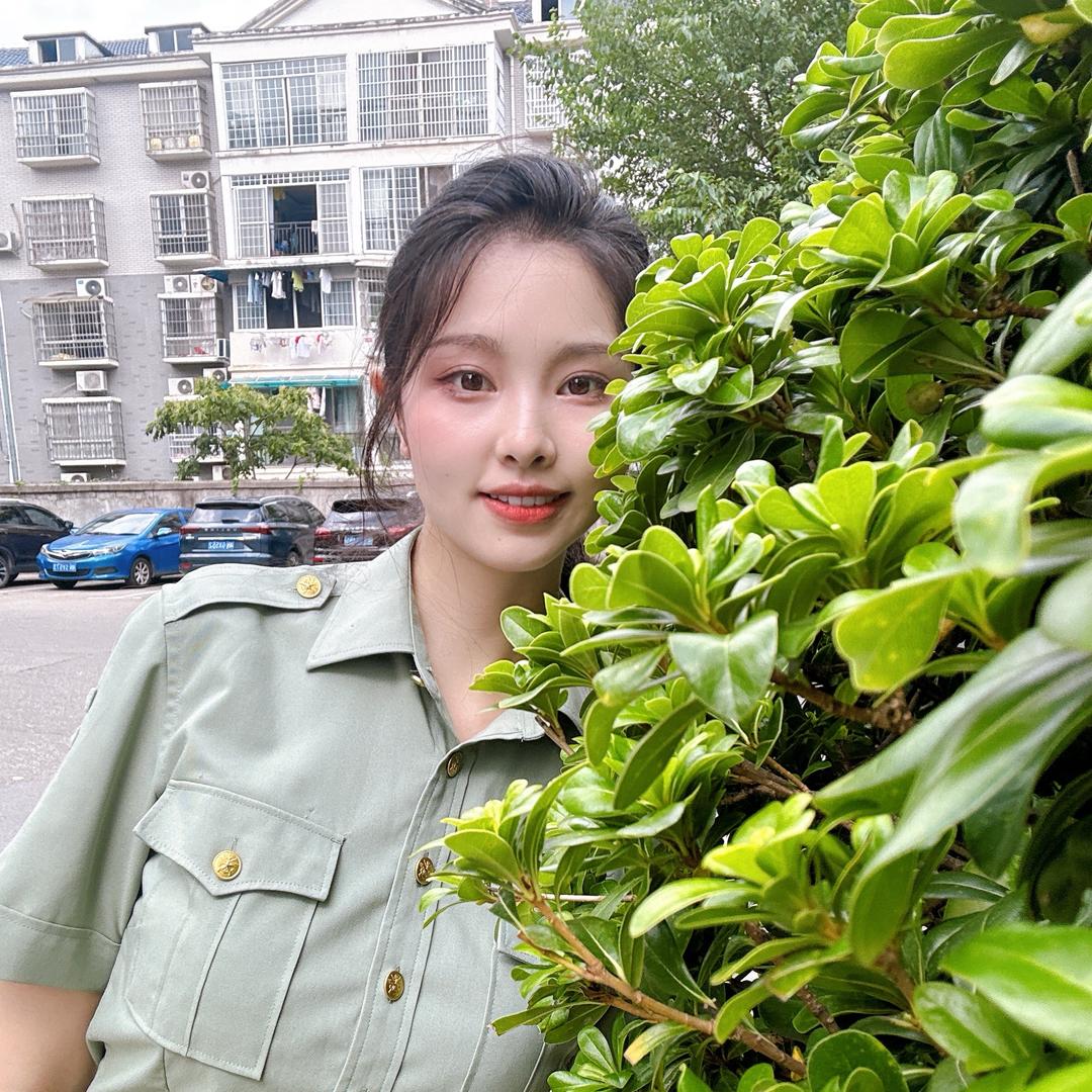 张伊伊⁸¹⁶ 🍉