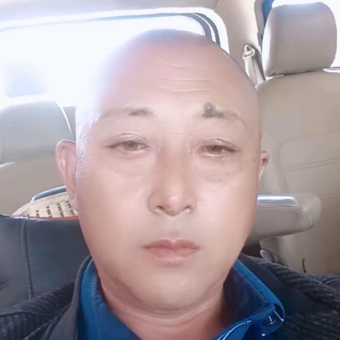 光头哥..