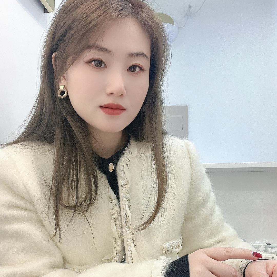 满城区纽霏斯美容店