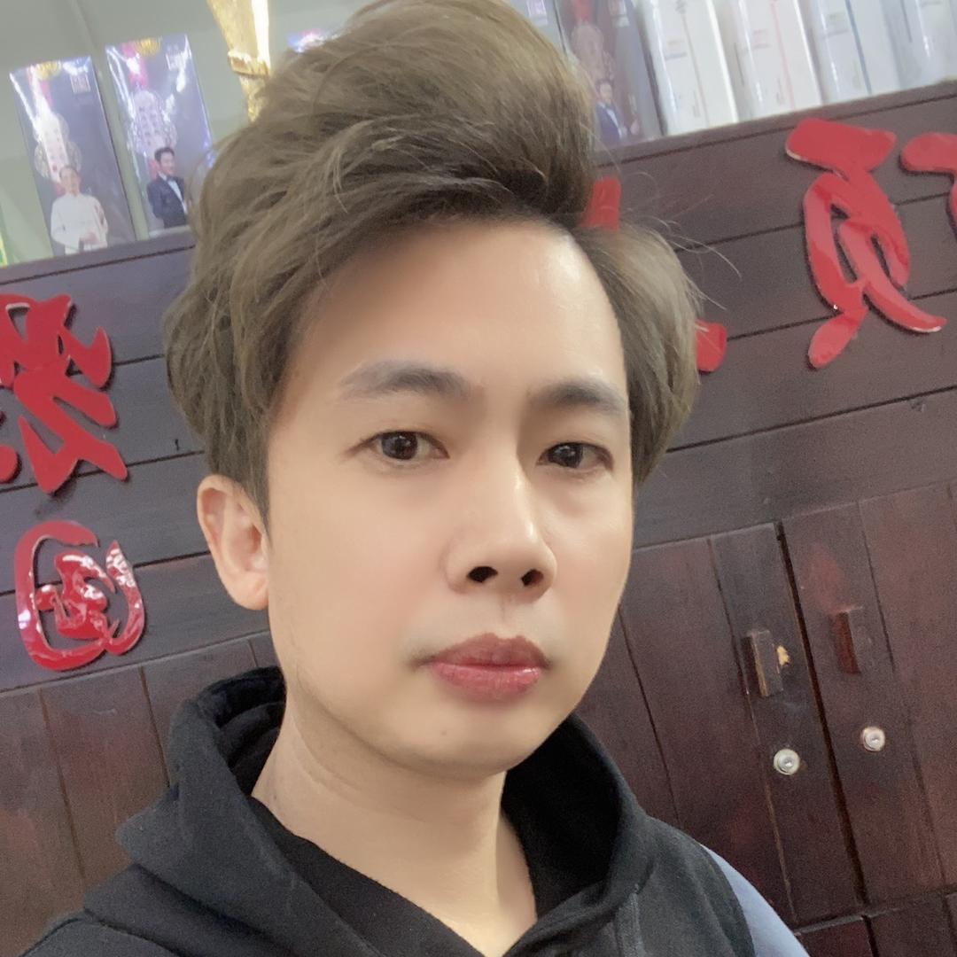 中山市古镇顶上生辉发型