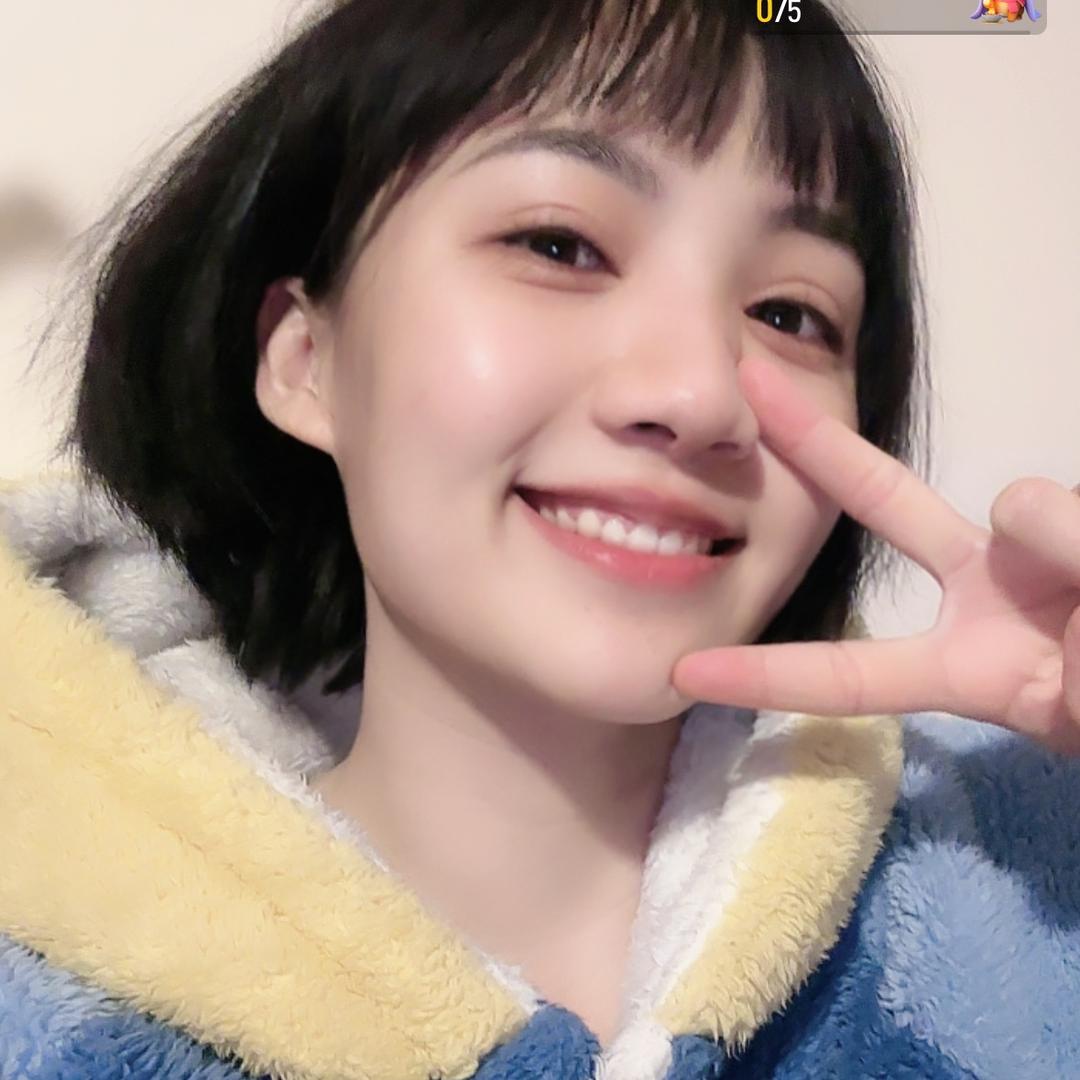 彩妍君