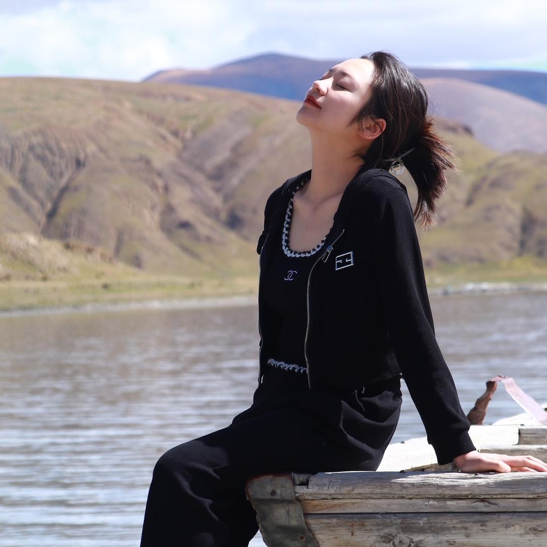 西藏责志房地产