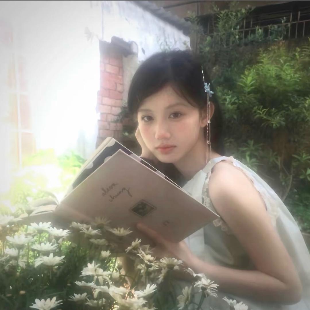 是郑糯糯吖( ꈍᴗꈍ)