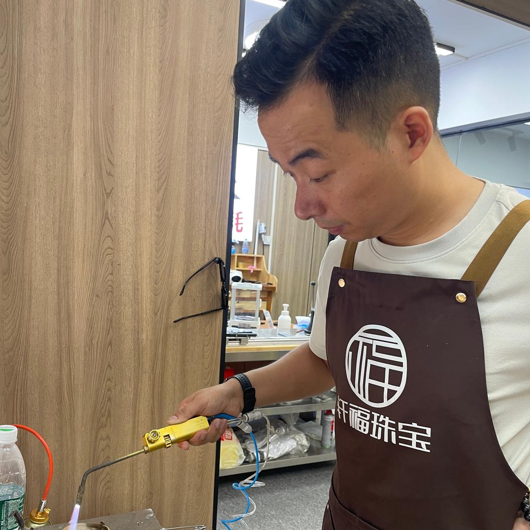 赣州轩福金包银「来料加工」