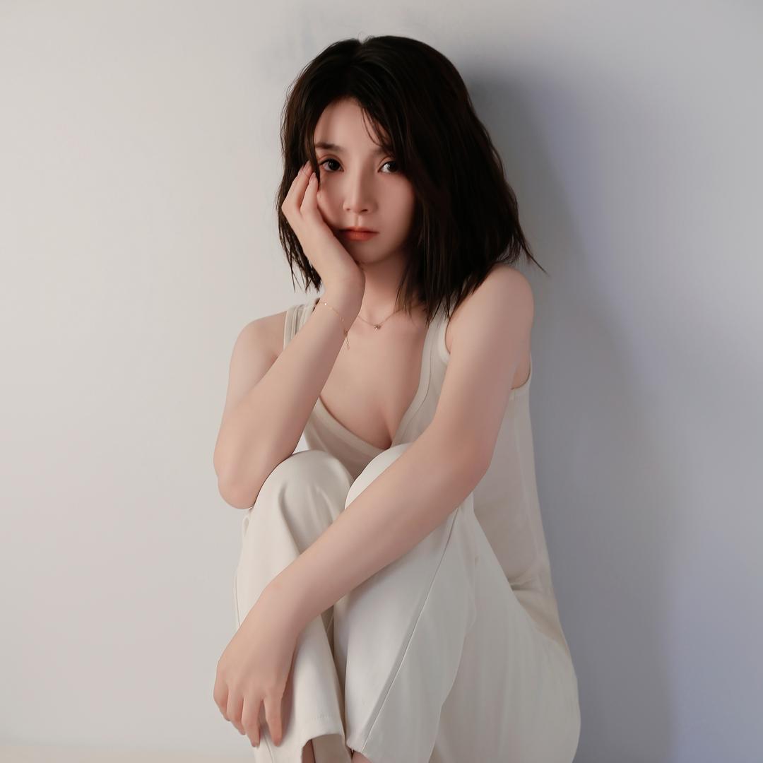 刘百万 高端羽绒服