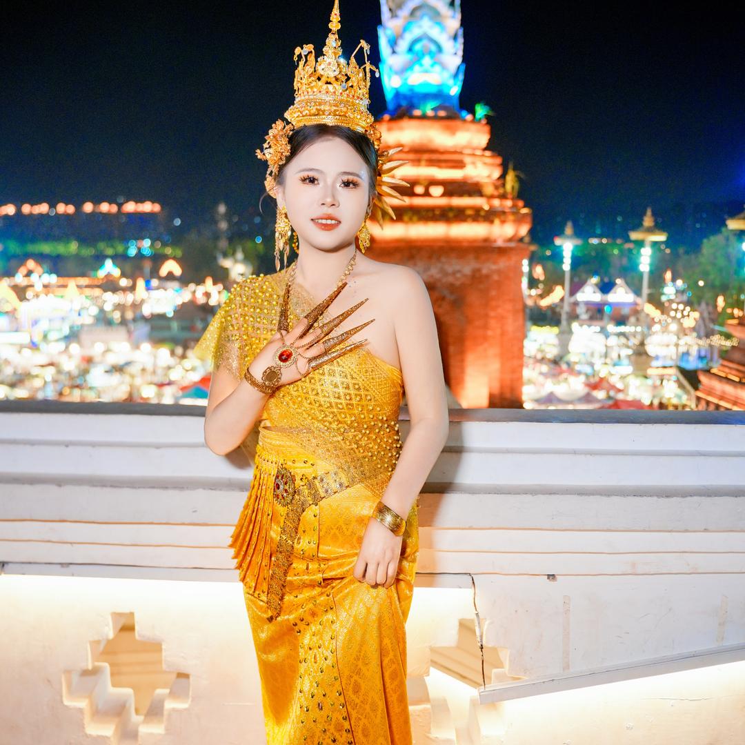 种植热情果的小燕子