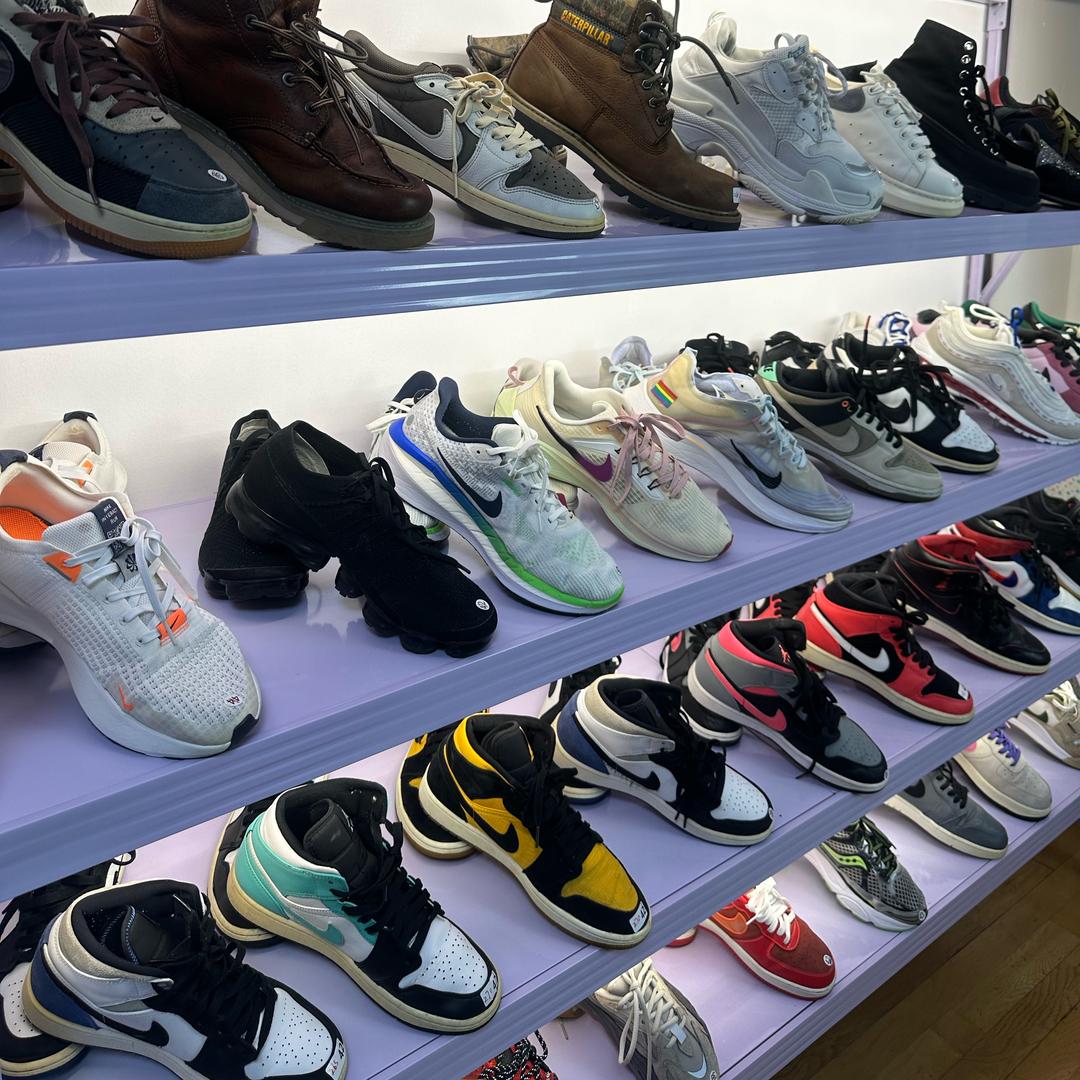 鼎步楠轩甄选鞋服