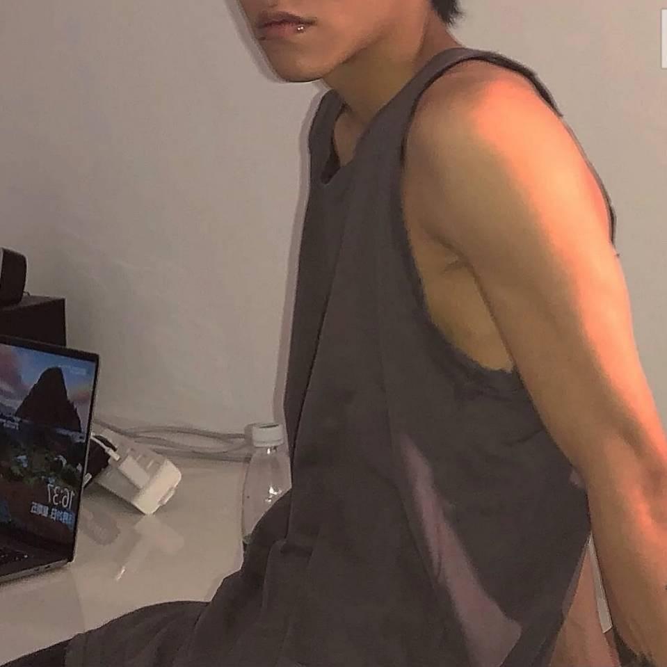 扑火的飞蛾了
