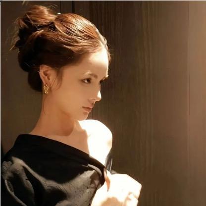 小圆妹有大长腿