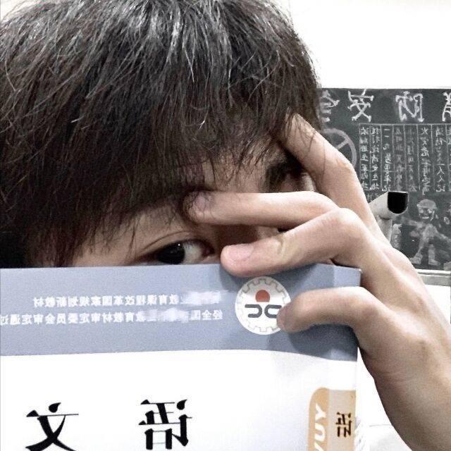 上官李.