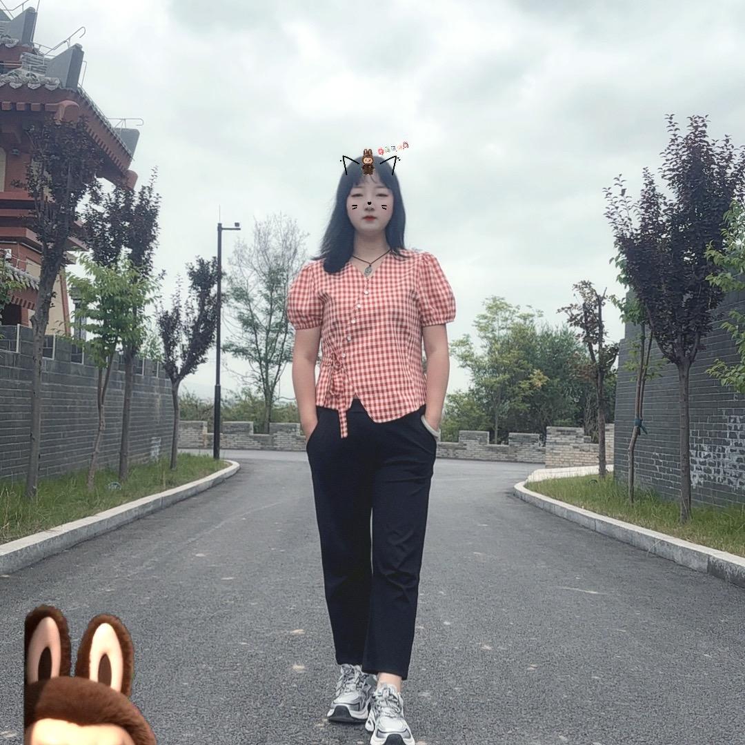 唯爱娜