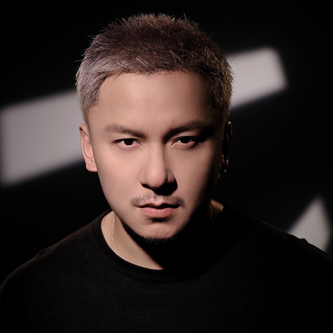 “怪人陈William”重庆发型设计日记