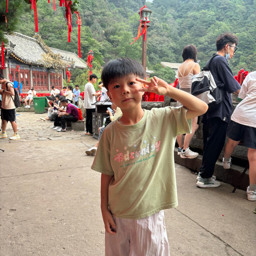 要努力呀～小胡