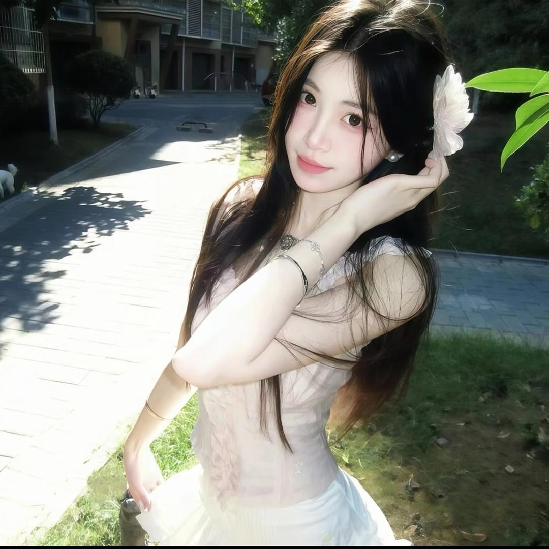 诗雅（舞蹈老师）