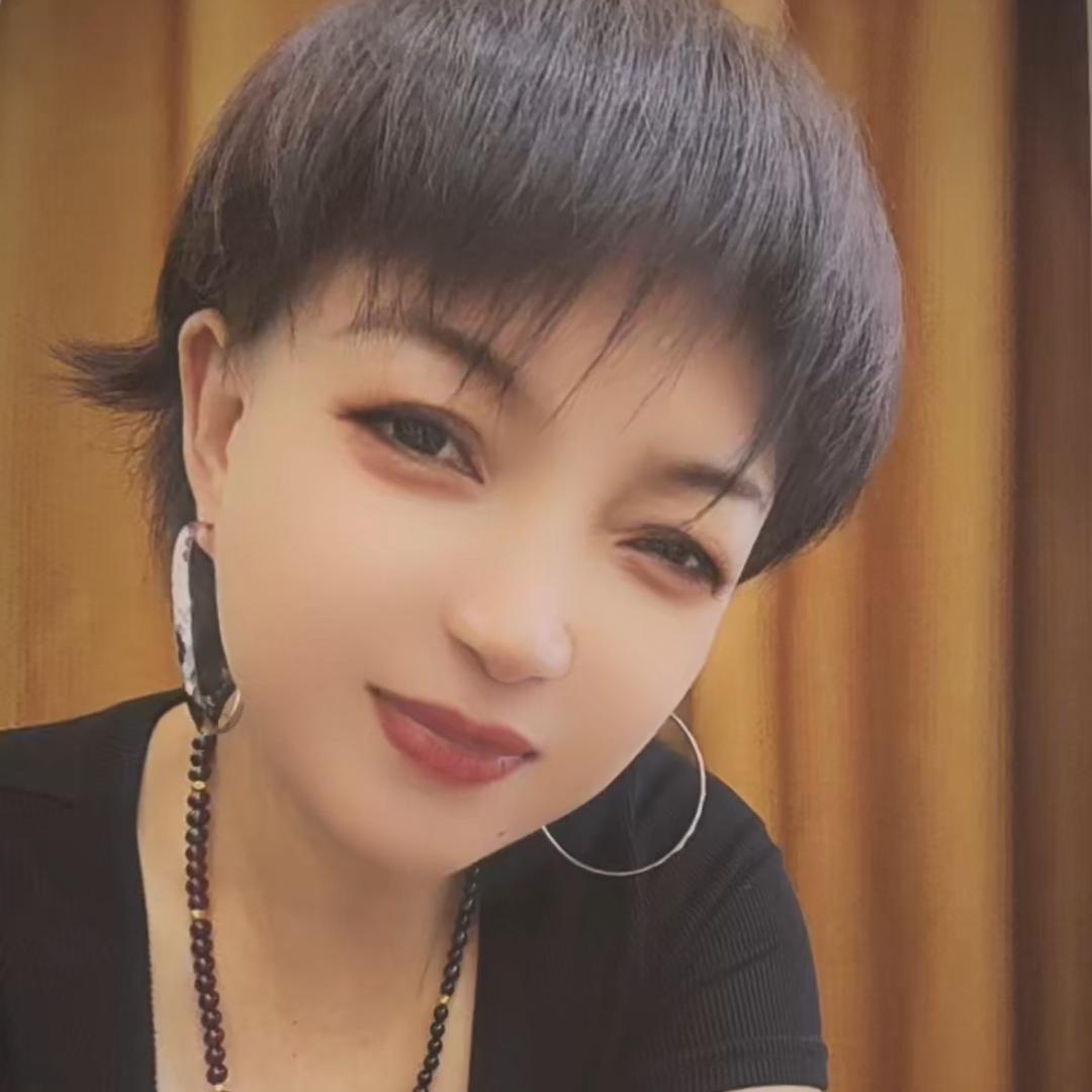 娟子.（8:30）