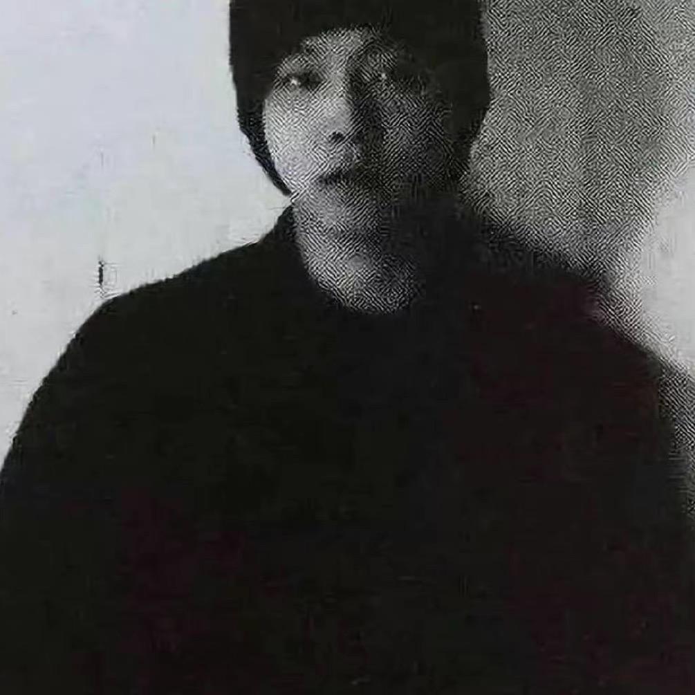 陈逸伦