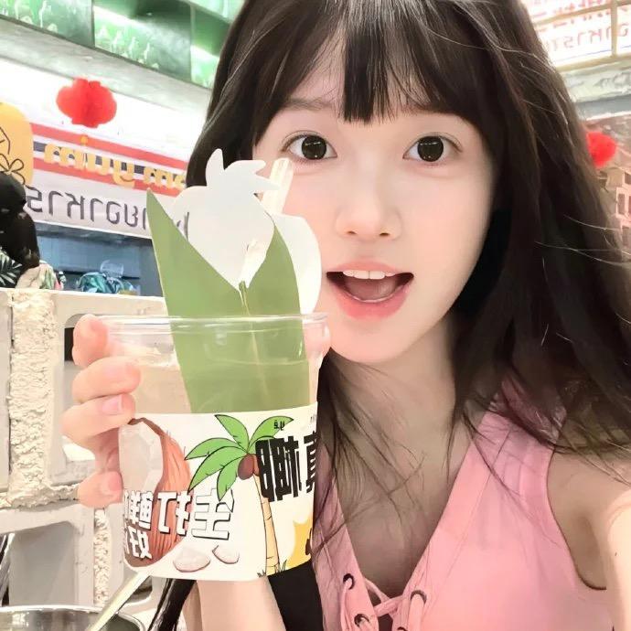 ᥫᩣ薯条宝宝🍟 ღ°