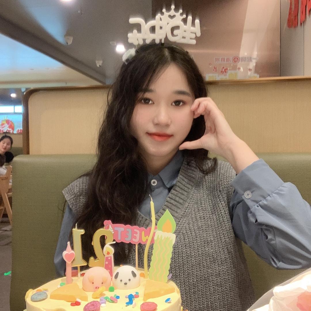何家铃💜🌷
