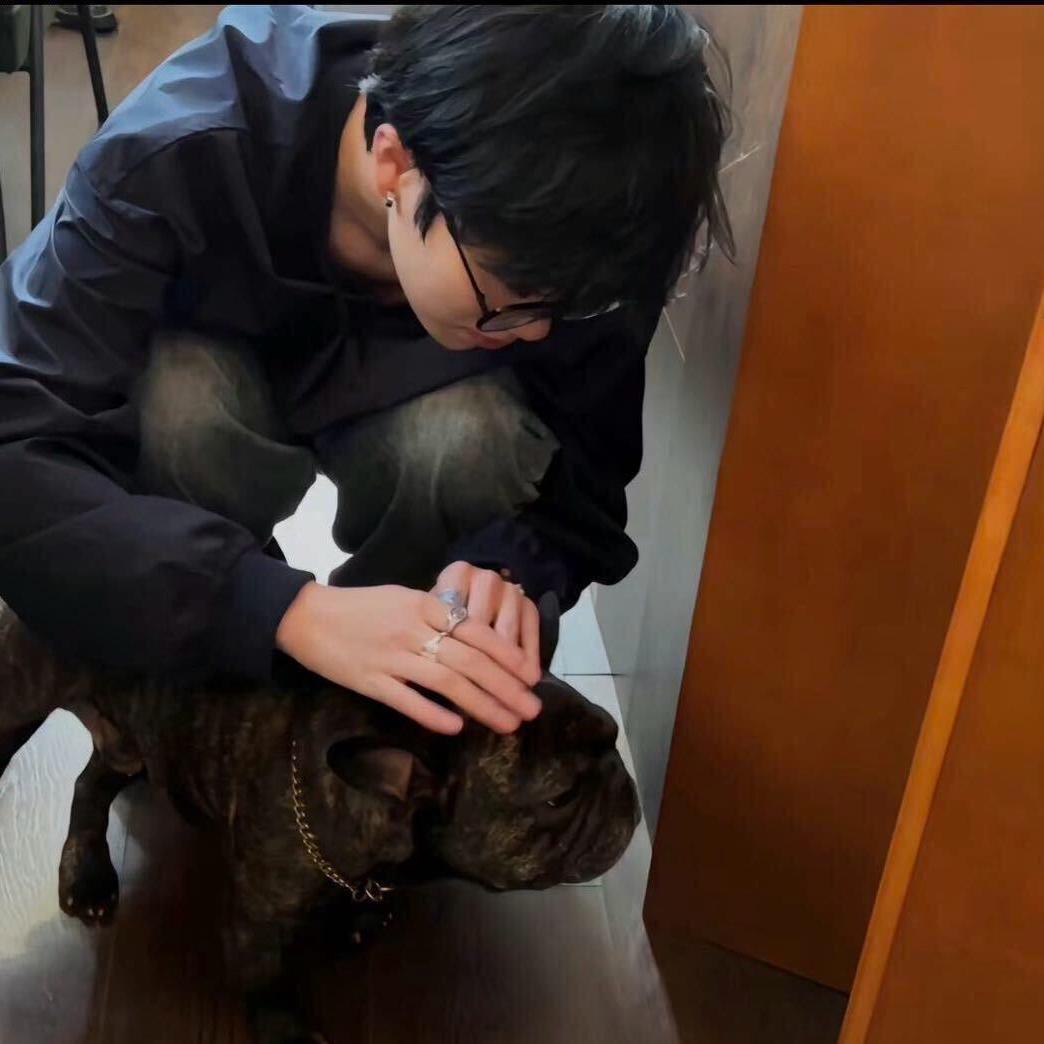 小贤^
