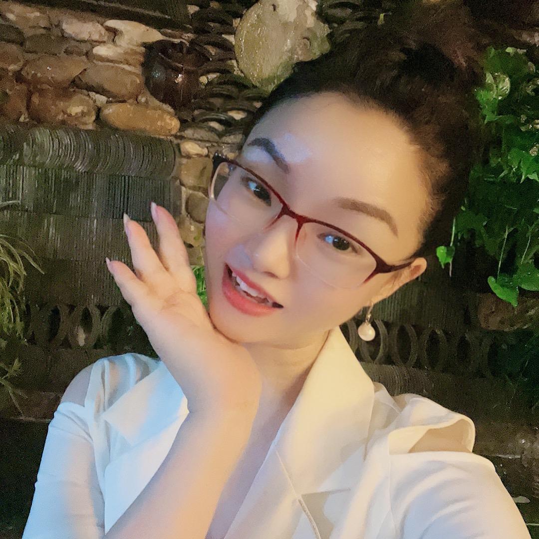 民歌阿妹🎶⁵²¹¹（请假休养嗓子）