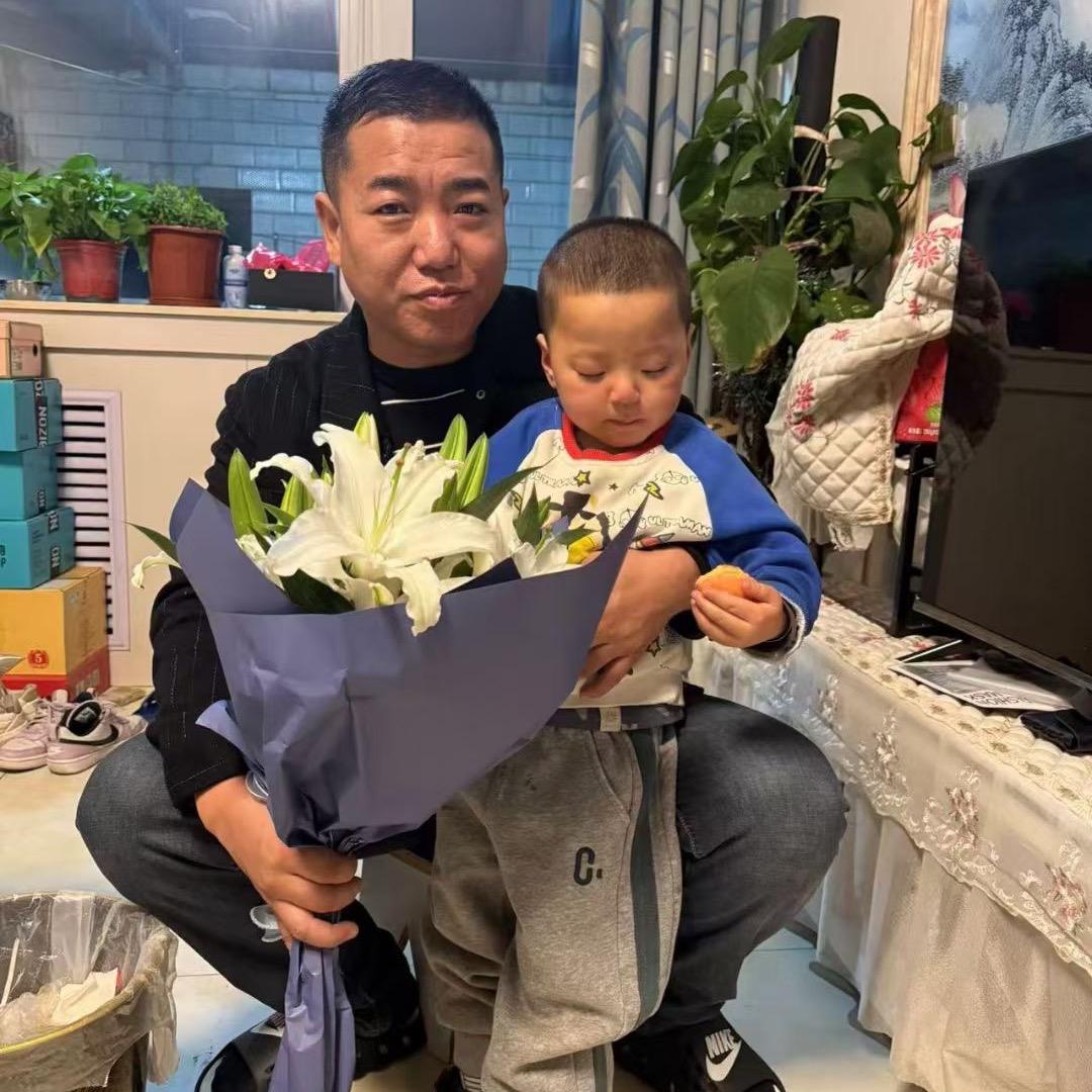 大柳塔中介高利斌