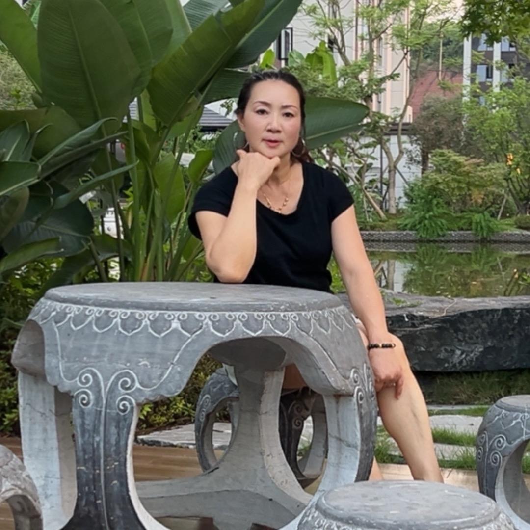 淡雅清茶