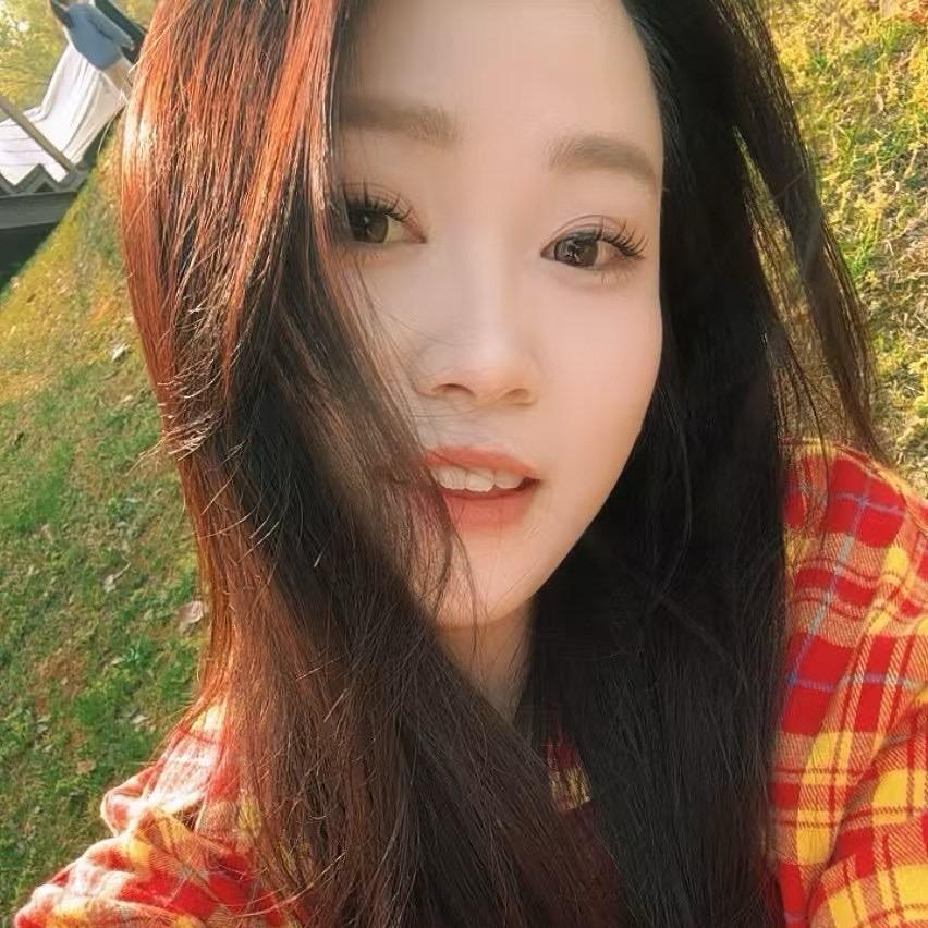 是花花吖
