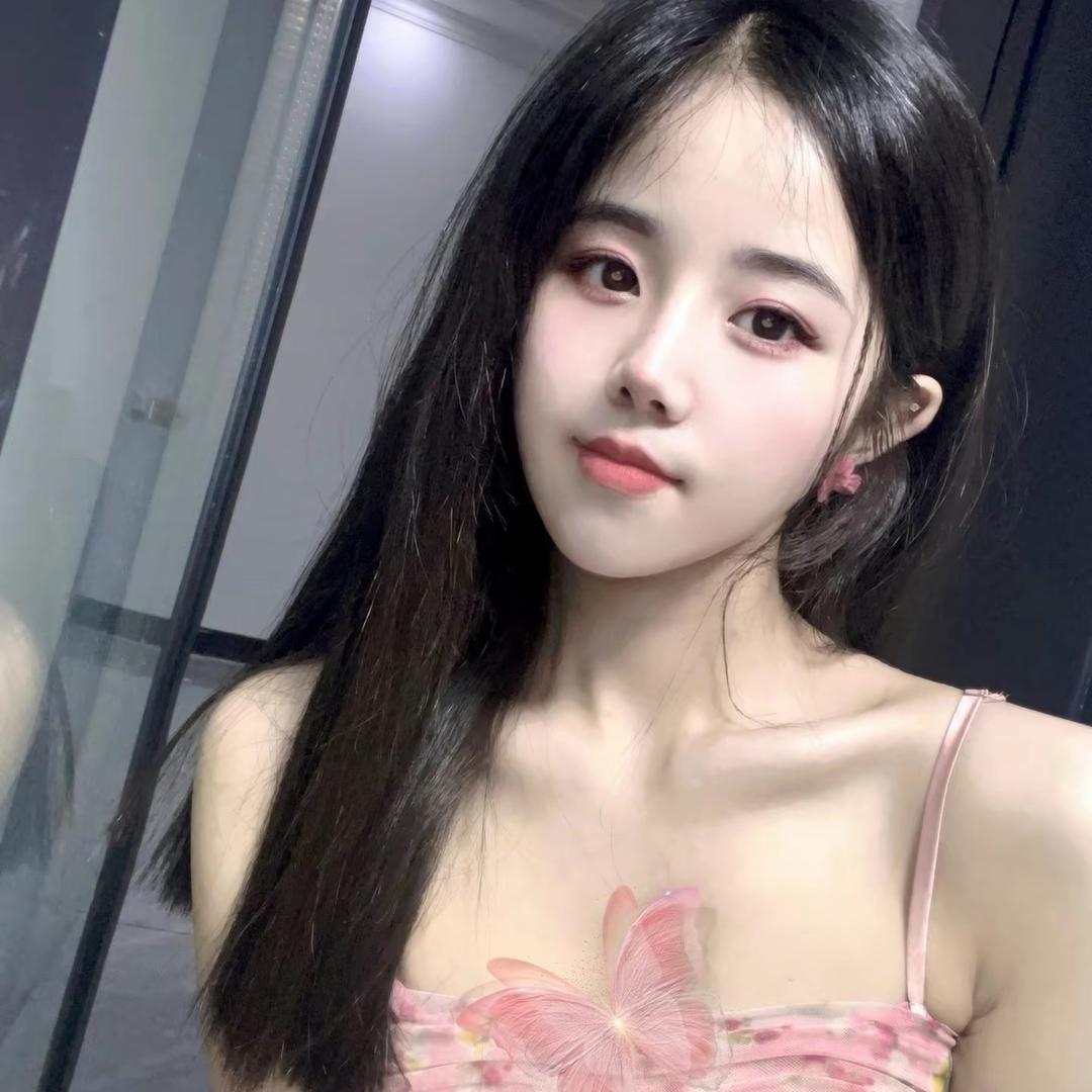 她