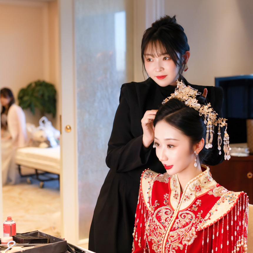 化妆师轩轩