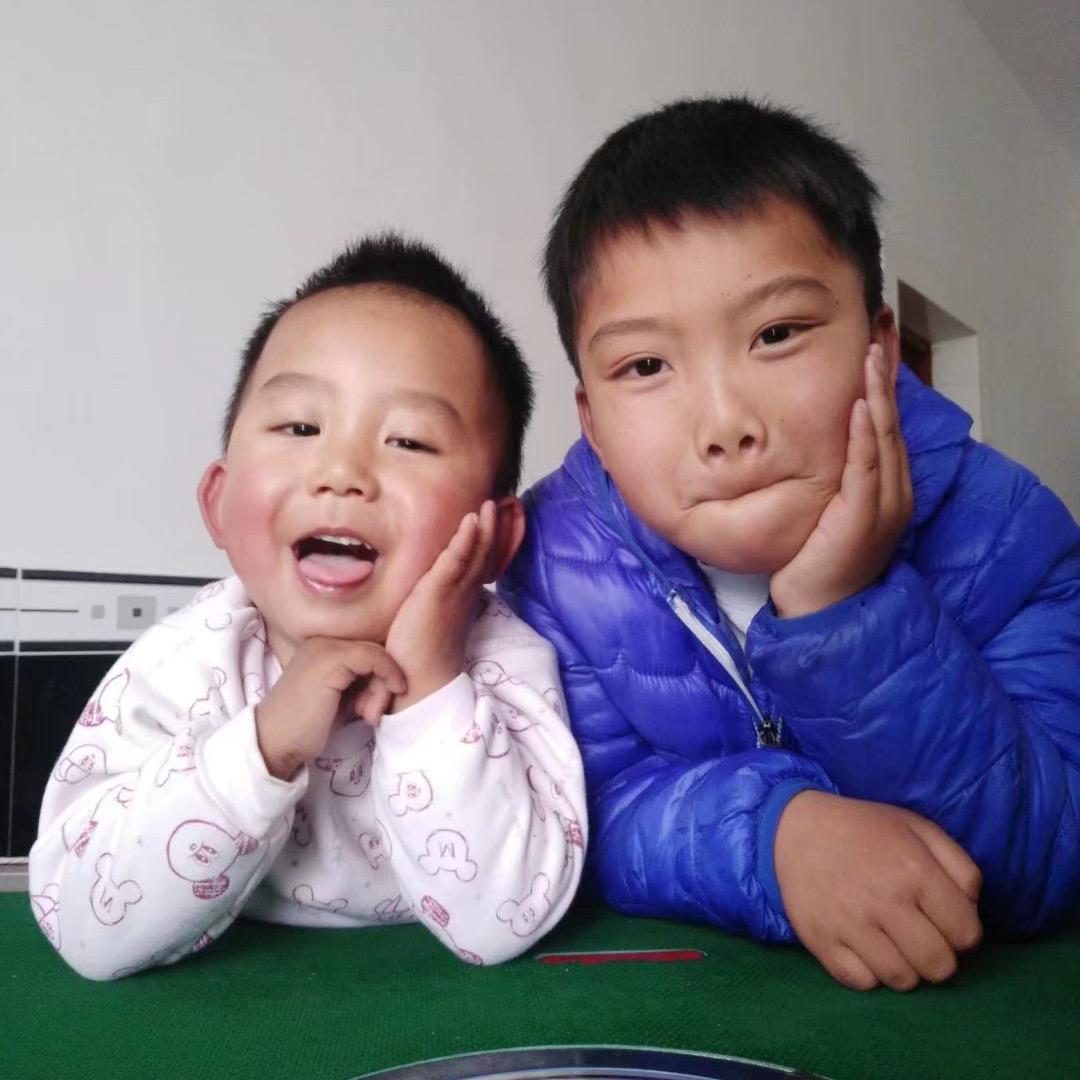 琪琪小盆友