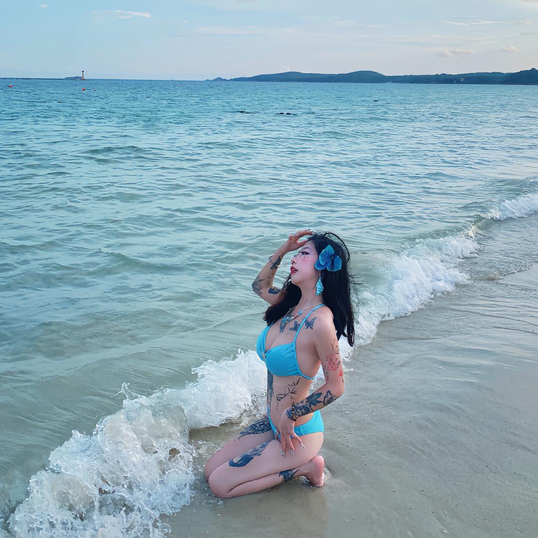 🦋郑容和圈外女友💗