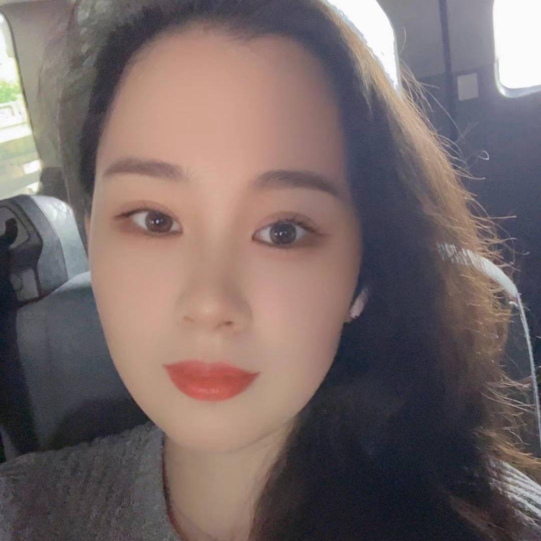 我是四姐姐吖😉