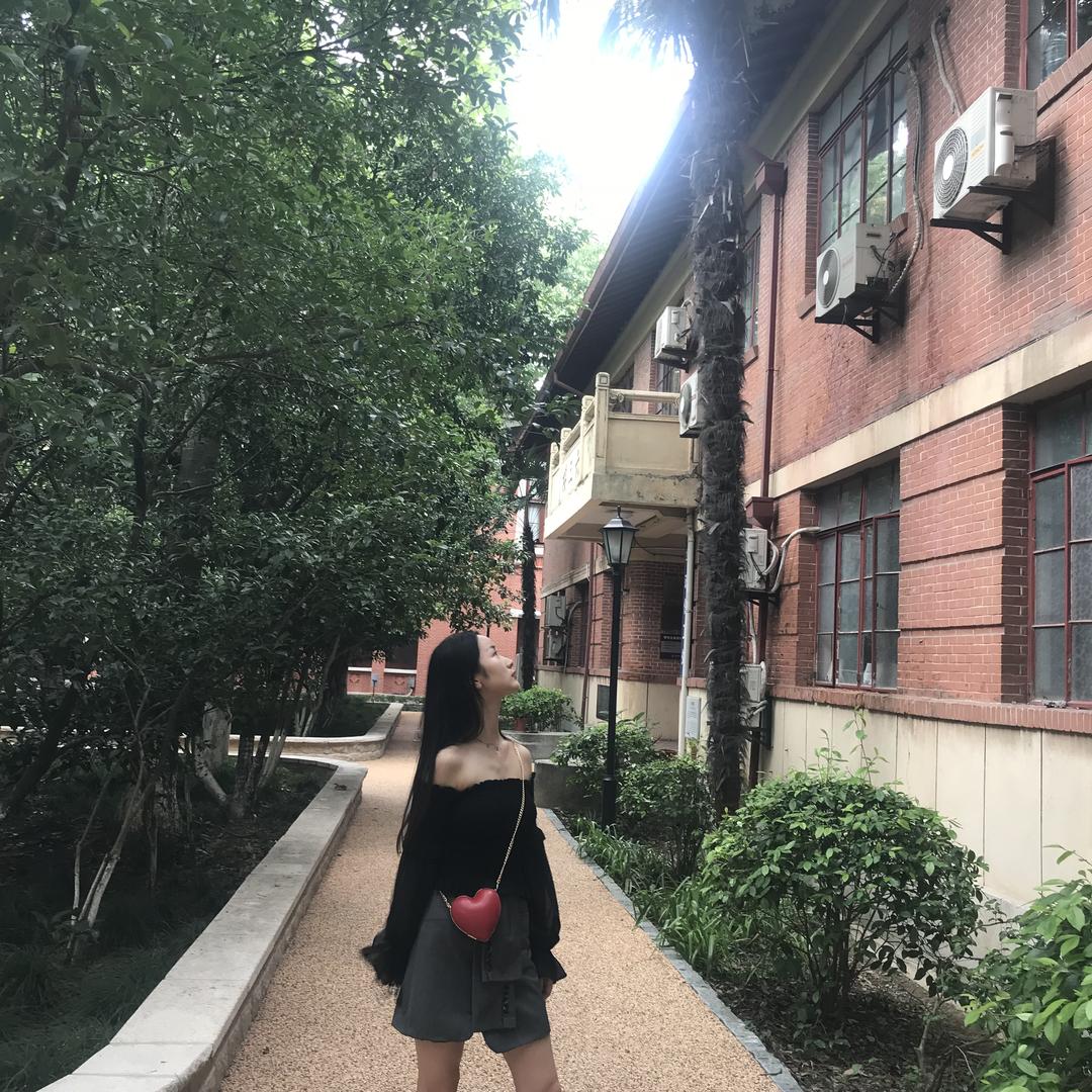 静静酱说