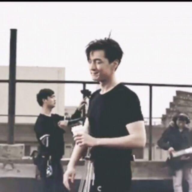 'W