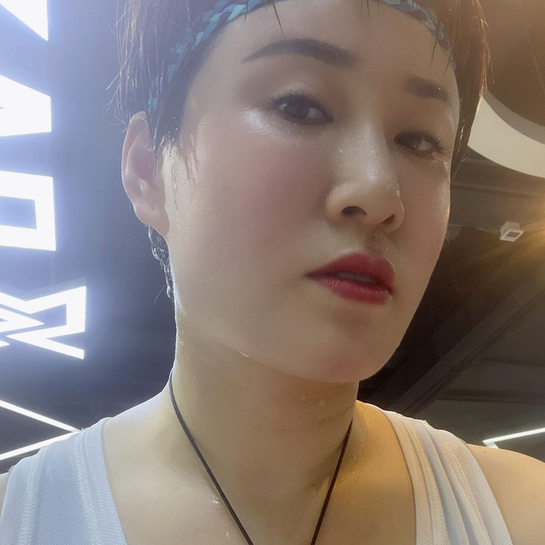 吃货小姐姐