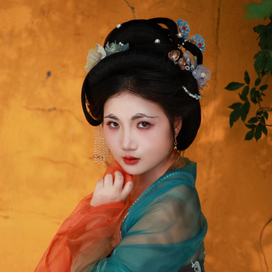 大芳芳（桃夭🌸汉服妆造馆）