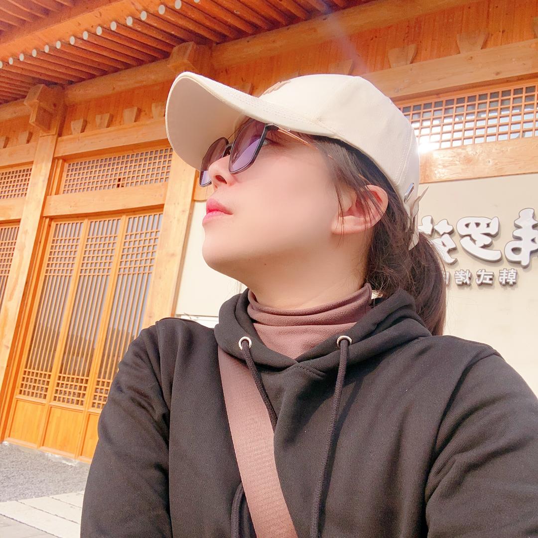 看见深海的蓝（静止连点，谢谢）