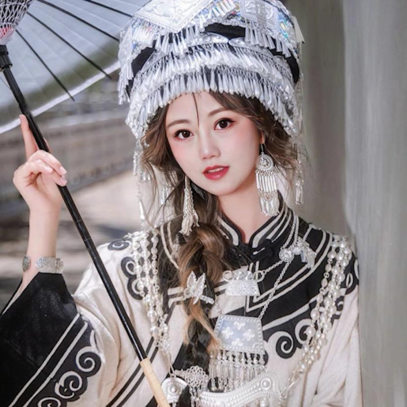 এ᭄婷妹唱山歌