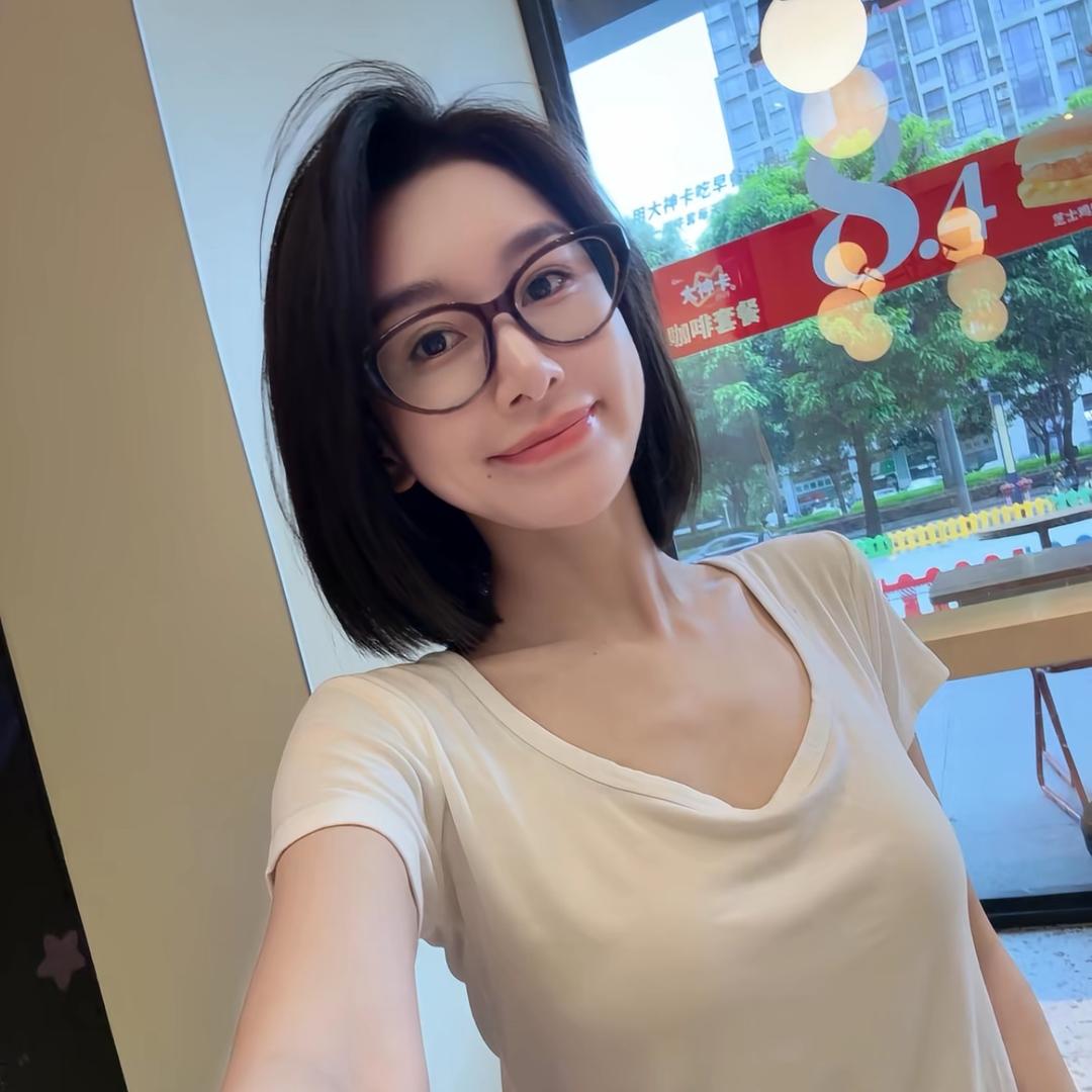 ⚡️乐乐小霸王😈 ⁸¹⁹最爱你🍃