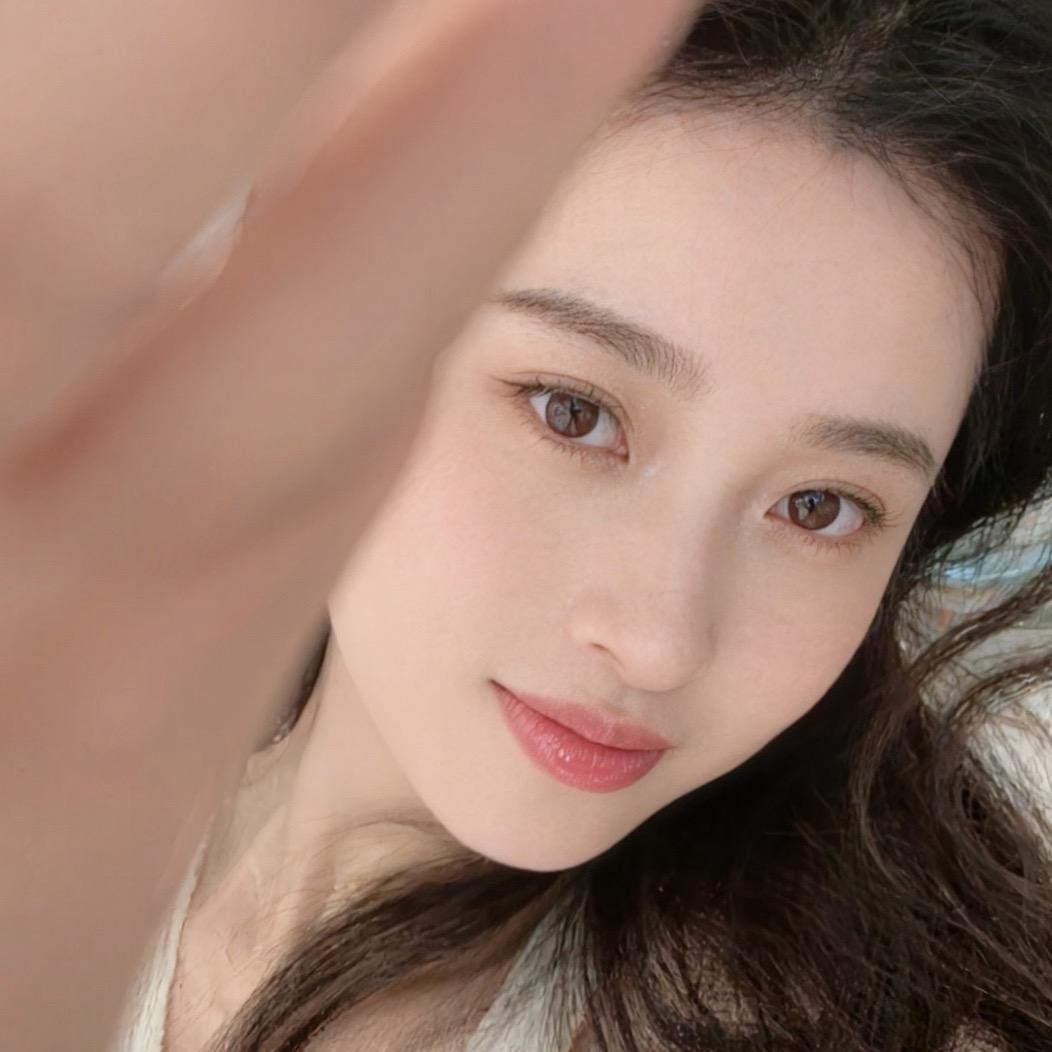 朱古莉尔