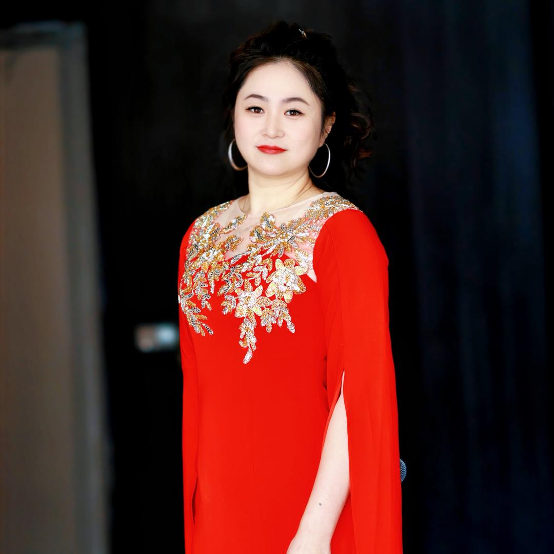 济阳舒晴（婚礼主理人）