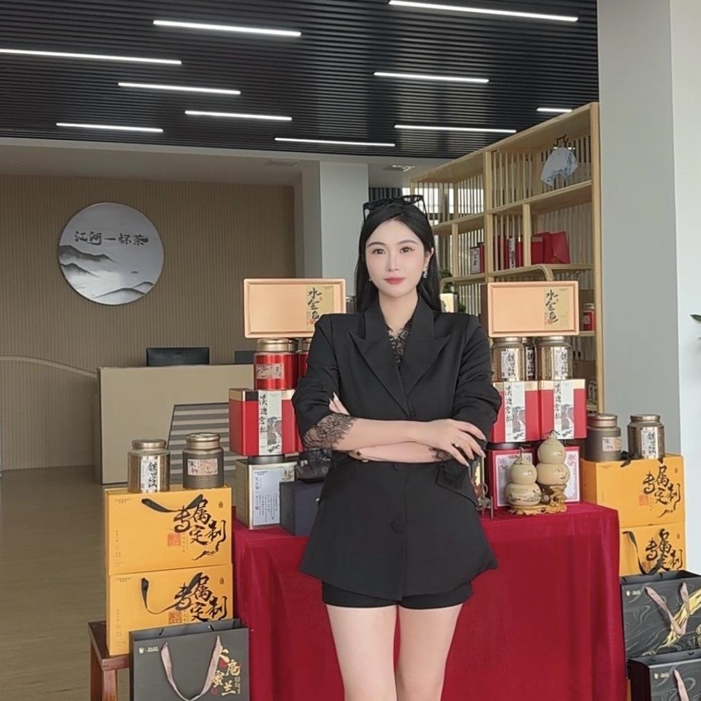 江湖一杯茶（老板娘-丽姐）